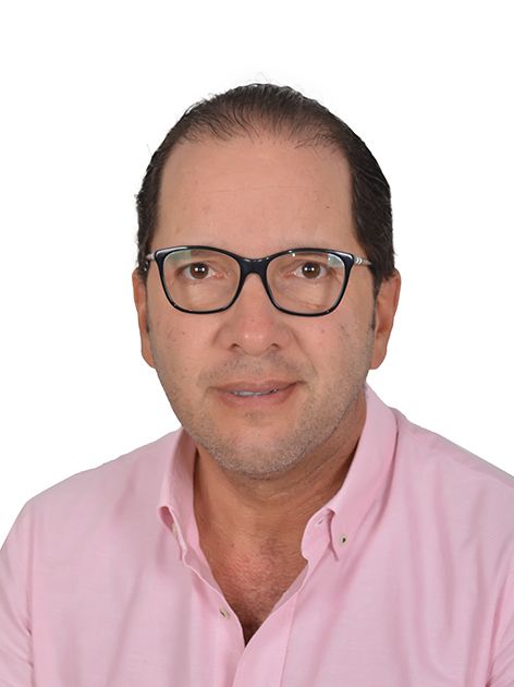 Dr. Álvaro Barrios A.